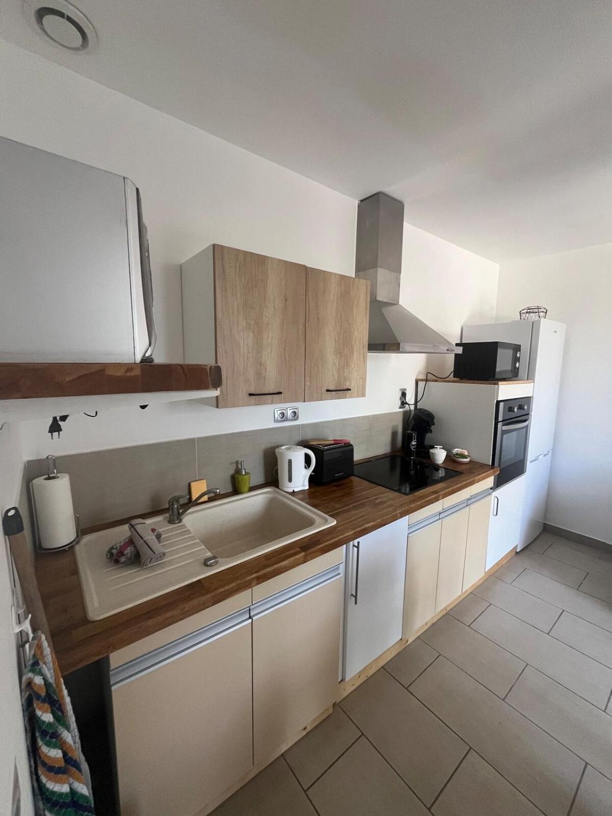Studio Cosy Avec Climatisation Et Terrasse Malataverne Экстерьер фото