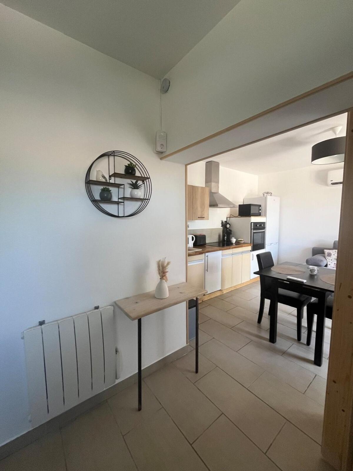 Studio Cosy Avec Climatisation Et Terrasse Malataverne Экстерьер фото