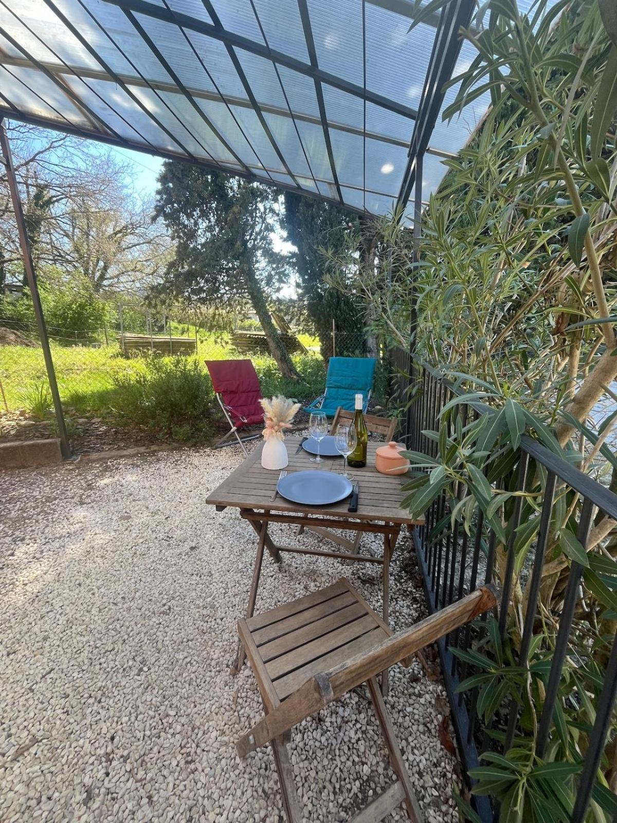 Studio Cosy Avec Climatisation Et Terrasse Malataverne Экстерьер фото